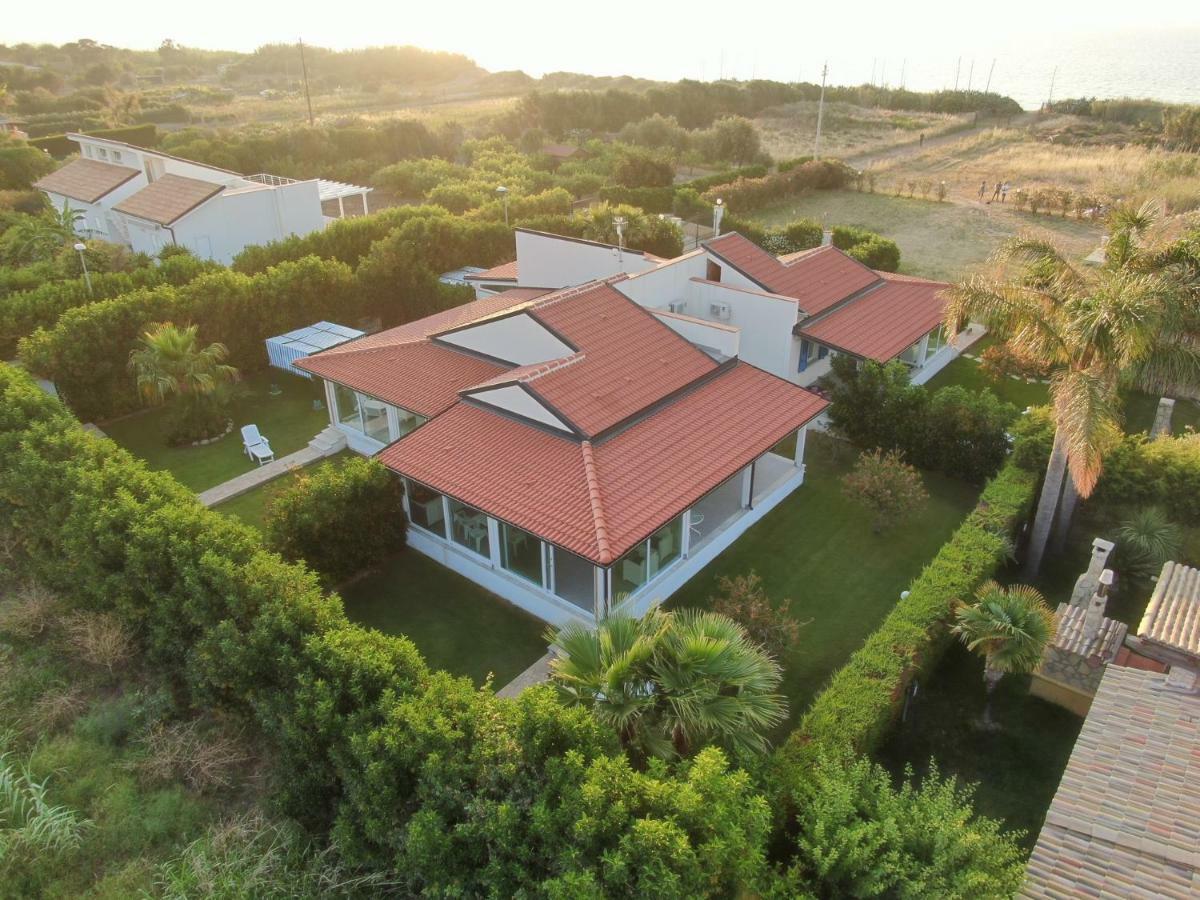 Villa Letizia Campofelice Di Roccella Exterior foto